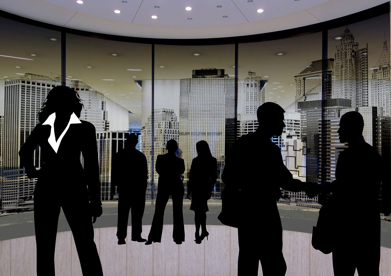 découvrez tout sur l'emploi commercial : missions, compétences recherchées, offres d'emploi, salaires et conseils pour réussir dans le secteur commercial.